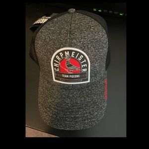 Gongshow hockey hat chirpmeister